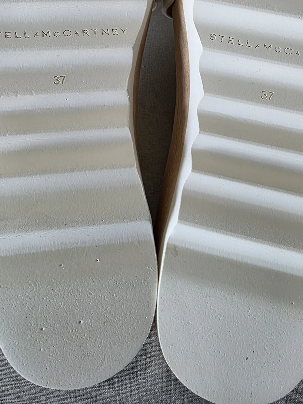 Stella McCartney Elyse Alter Sporty Mat White Platform Slides EU 37 Italy
